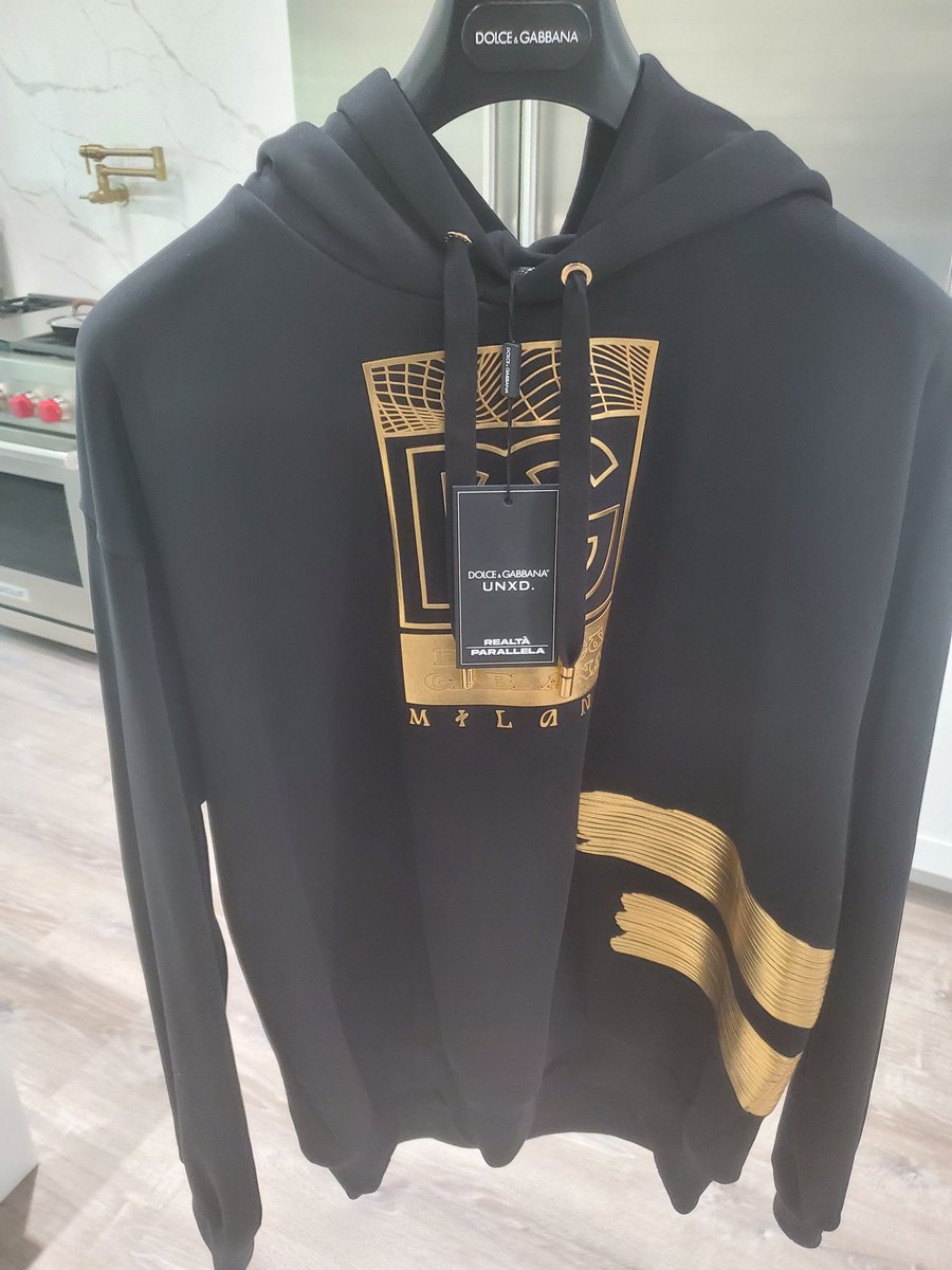 K I N A Z tweet media