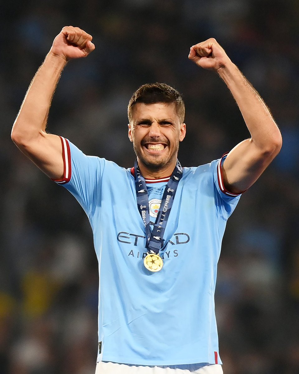 Rodri é eleito o melhor jogador da Champions League 2022/23