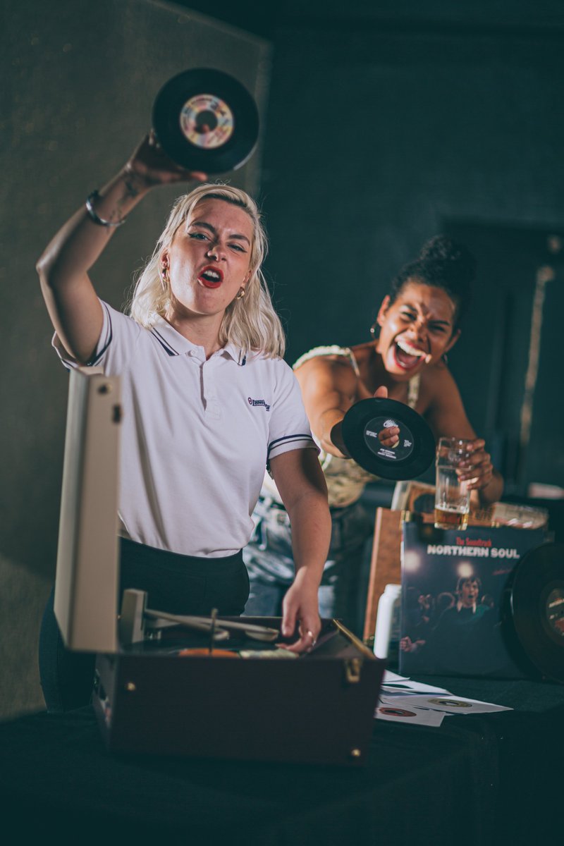 1 WEEK TO GO!  
ASSISTANT DIRECTOR WANTED 

Starting Mid-October for the 3.5 wk rehearsal period to opening night:

🌟 £1,907.50  Fee 
🌟 £250 Expenses
🌟 No experience necessary (at least 1 credit preferred) 

nottootame.com/recruitment 
#Workingclass #Northernsoul

APPLY &amp; RESHARE