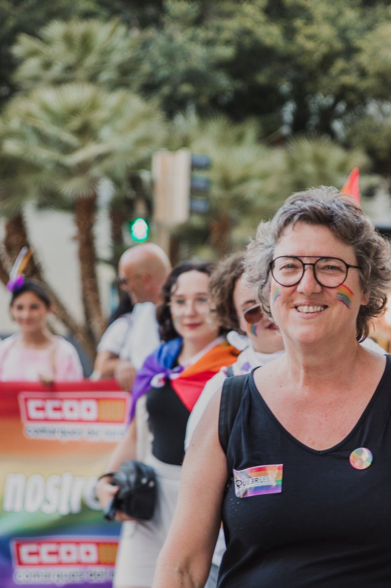 “La meua família LGTBIQ+, el meu orgull”
Orgull de totes les meues famílies LGTBIQ+: 
la meua dona i la meua filla, @FLGFamiliesLGTB, <a href="/Queer_Fest_/">Col·lectiu QueerFest</a>, <a href="/educacio_ccoopv/">FECCOOPV</a>, i el grup LGTBIQ+ de l’ <a href="/iesjaumei/">@iesjaumei</a>.
Gràcies per ajudar-me a ser qui sóc 🌈❤️