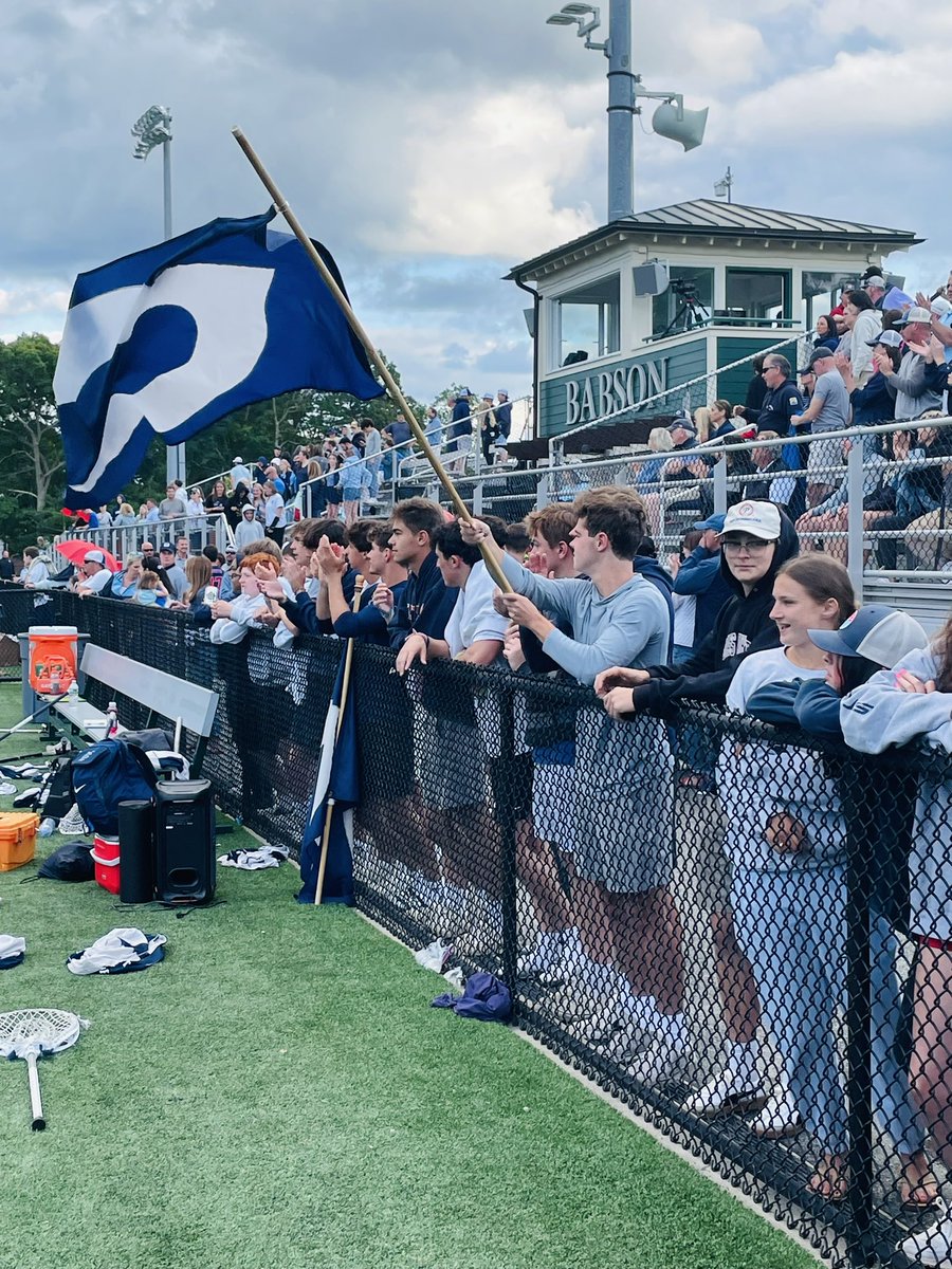 TaraNoyes2's tweet photo. State champs!! Congrats to all our players, coaches and fans! Well done!
@CohassetSports 
@CoHSPrincipal 
@SuperCohasset 
@sports_ledger https://t.co/MwDwM8WpMl