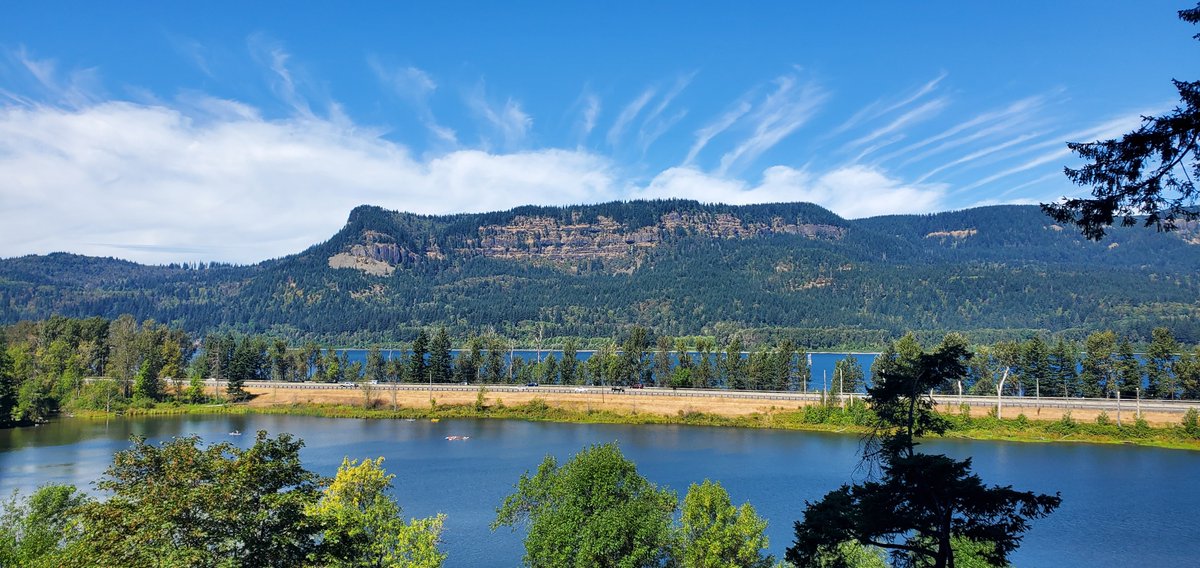 ColumbiaRiverGorgeFS tweet media