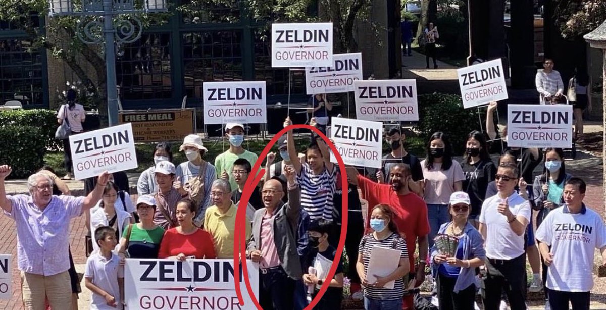 Taibaah321's tweet photo. The Democratic Party should never become so desperate for support to be fooled into taking endorsements from people that have no intention of supporting Democratic candidates.Our elections are not to be toyed with!(Zhou Guodong )CD19 knows better vote @BaeforQueens #Rankbaefirst https://t.co/6t2cnWysdg