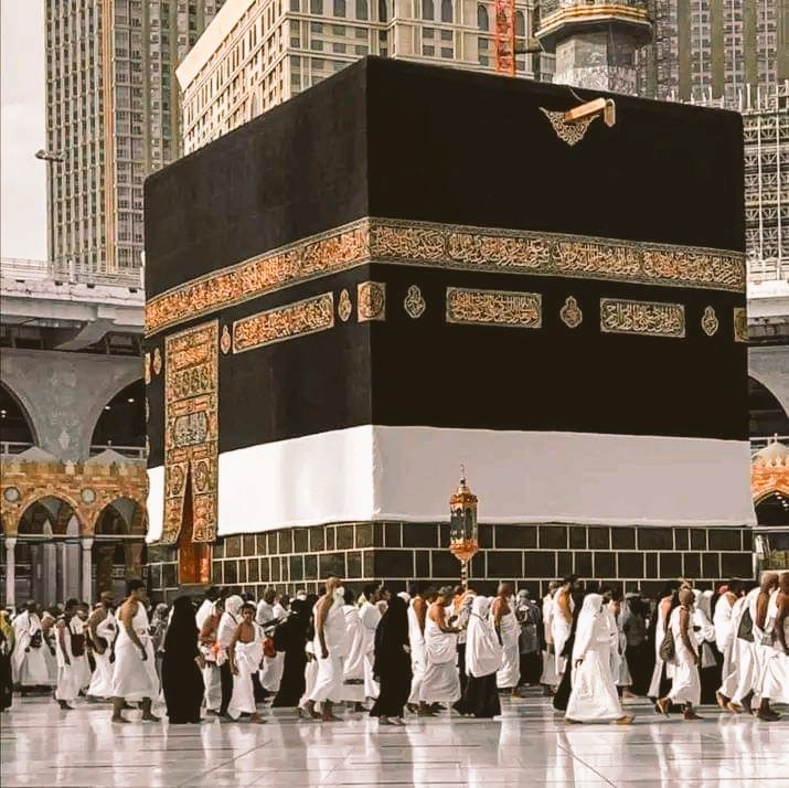 قالﷺ: "ما من أيام العمل الصالح فيهن أحب إلى الله من هذه الأيام العشر ..".

اللهم بلغنا خير ايام الدنيا العشره من ذو الحجه واعنا على صيامها وقيامها واجعل لنا دعوة لا ترد ومغفرة تبلغنا فيها جنتك .. 🤍
