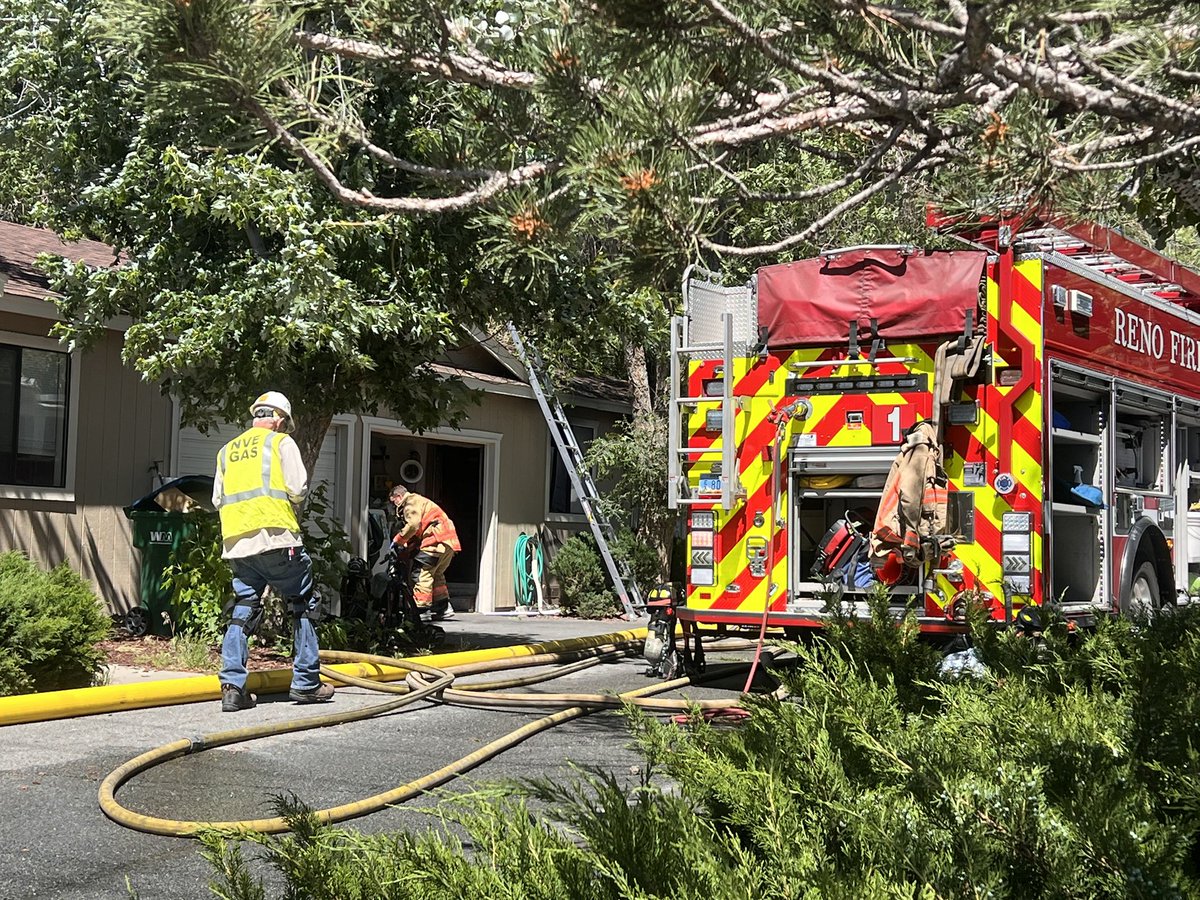 TGioA11's tweet photo. Sutro Street will be closed for another hour as crews from #Reno Fire clear up an apartment fire. @KRNV https://t.co/81IKhuBAZ4
