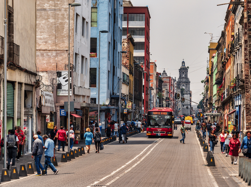 Indian_Bronson's tweet photo. More Americans should try to visit Mexico City, or even live and work in it/from it if they can. We tend to view Mexico only through illegal aliens who come here, but it's a country founded and settled by Spaniards.

A beautiful city; a shame the relationship is so one-sided. https://t.co/Kdc6CQIQ7g