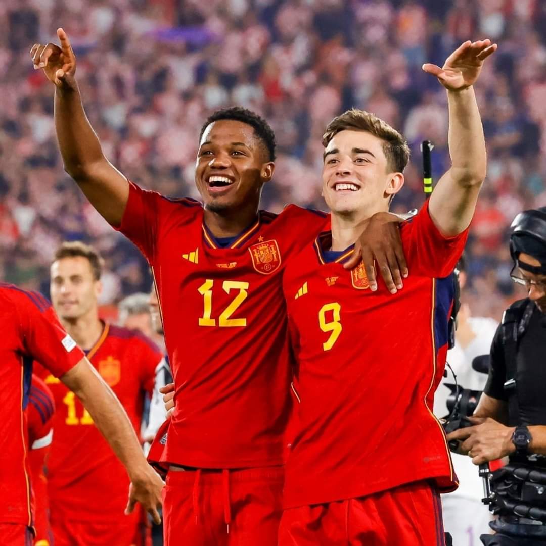 👌 Gavi se convierte en el jugador más joven en ganar un título con España.