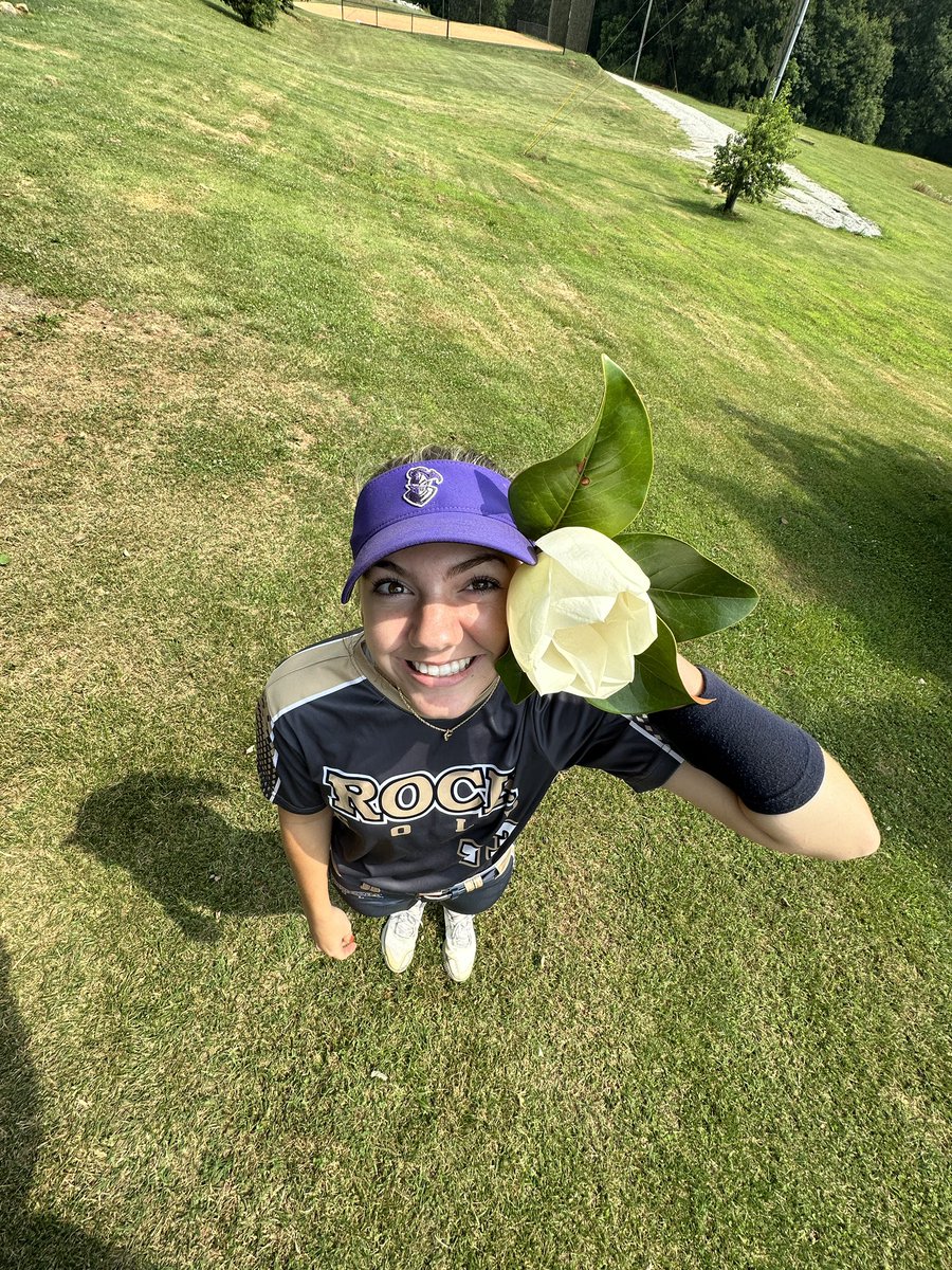 RockSBPerantoni's tweet image. 6 - 1 weekend at Diamond Classic, Bracket Champions. 3 complete games thrown by 3 different pitchers today.  A complete team effort all weekend. A big thank you to @HawkinsChawkins  and @PACKUPSTATE for the amazing hospitality! Off to Colorado for National Power Pool next! #Rock