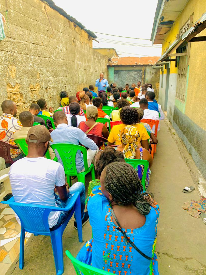 AgapaoDaniel's tweet photo. ASBL les amies D'AGAPAO de la commune de #BUMBU sont
ts déterminer a soutenir le PR d la RDC chefs d l'état #FÉLIX_TSHISEKEDI_TSHILOMBO champion d la @CtmpositiveRdc et la coordinatrice #SAFI_KANDOLO 
Tous mobiliser,déterminer a êtres au rendez-vous le 24/06 au palais du peuple https://t.co/v0x9mOjV7b