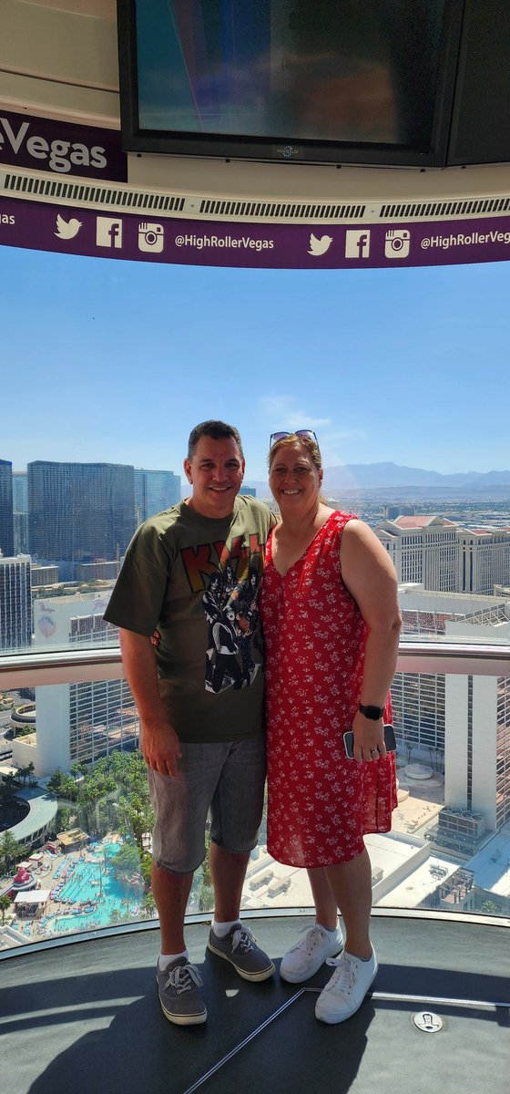 Amongst other day drinking shenanigans, we went on the #HighRollerVegas ride....what an awesome view of #LasVegas.