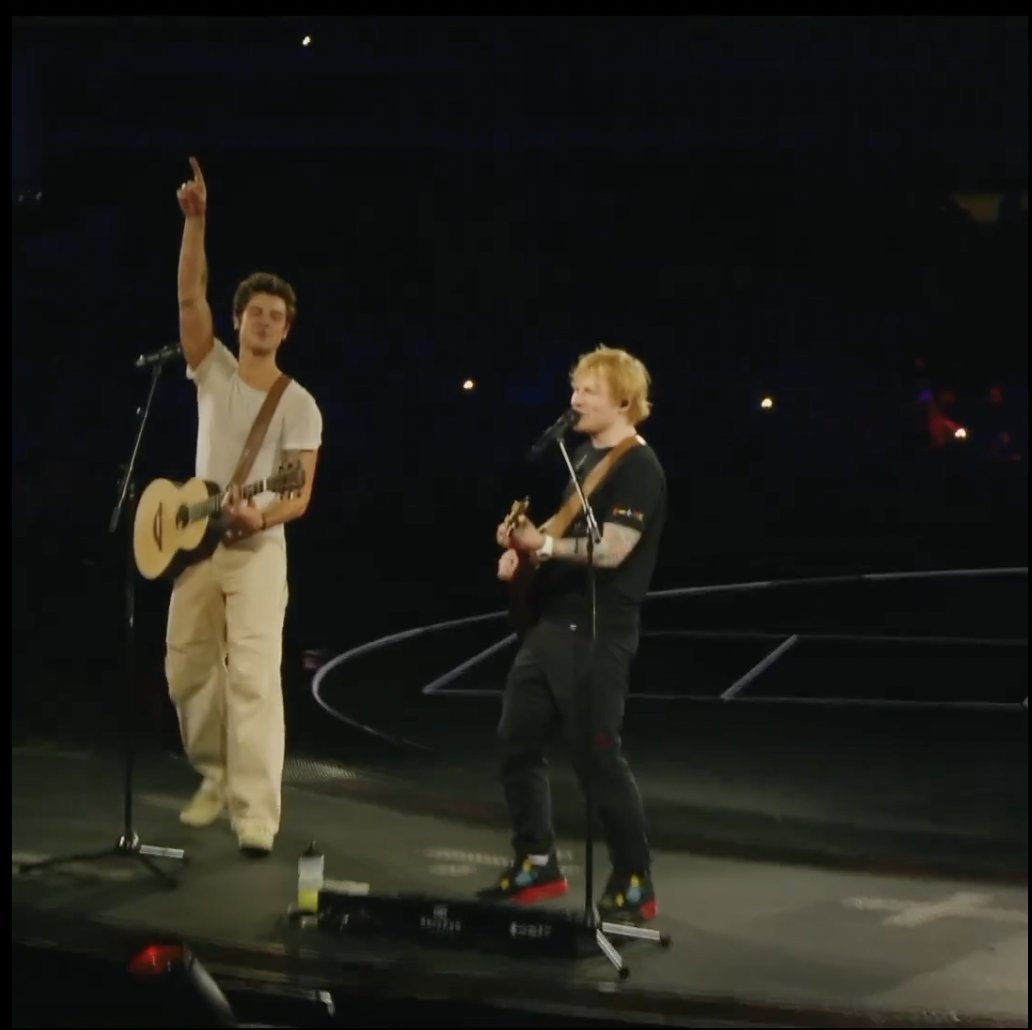 Inquirer on Twitter "‘WHAT A MOMENT’ 😍 LOOK Canadian pop star Shawn Mendes makes a surprise