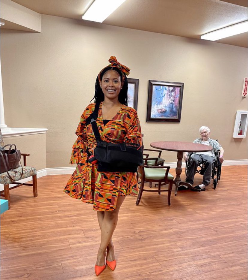 RobinWilliamsM's tweet photo. Happy Father’s Day! Robin Williams For Mayor campaign, provided breakfast to all of the Fathers at the Park Manor Of Cypress nursing home. A huge thank you to my Director of events Meka Palmer and my team for laboring in love to bring a smile to so many fathers today. https://t.co/GvlgMgvfxQ