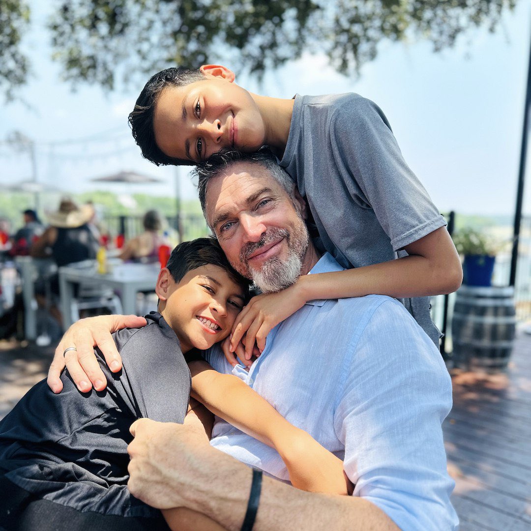 MikkiWillis's tweet photo. Happy Father's Day to all the dads of the world! This morning, my beautiful wife took this photo of me and my sons. No matter how chaotic everyday life becomes, taking time to connect with family on a day like today is essential. I sincerely hope that you've gotten a chance to look one another in the eye, tune out the distractions with undivided attention, and be in the moment with those you love.

A couple of days ago, I spoke with Steve Kirsch @stkirsch and Livio Sanchez, as well as answering attendees' questions in a Q&A. One topic that emerged was parenting and fatherhood (starting around 1h 16m). I shared my perspective on how figures like Bill Gates and George Soros may have come to be who they are, lacking the moral foundation that a good relationship with a father—and faith—could have provided.

You can catch the replay here: https://t.co/CA95vbIZ09

Have a blessed rest of your Father's Day.

–Mikki
