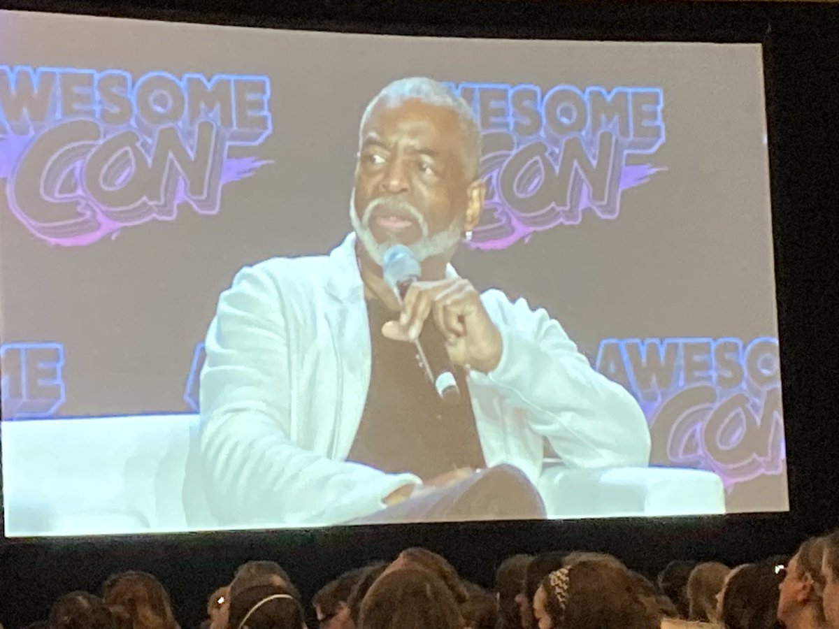 originalsnooky's tweet image. #AwesomeCon2023 seeing LeVar Burton was a highlight. So grateful for his work promoting literacy. @levarburton