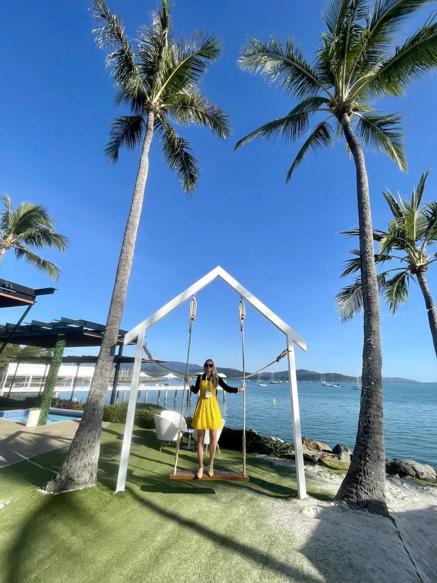 CassieJoyce89's tweet photo. Not a bad place for a conference #ruralMAC23 @CoralSeaMR @ANZCA https://t.co/9Dj4tvetqm