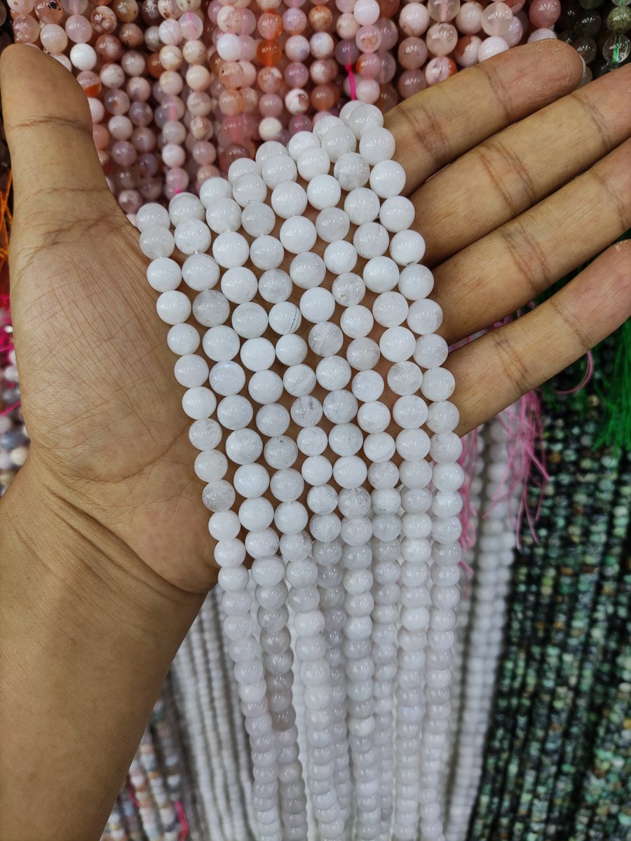 GMRD1625
#moonstone #whitemoonstone #beads #wholesalebeads #jewelryfindings #earrings #jewelry #bracelet #braceletlover #necklace #jewelryMaking #jewelrymakingsupplies #Rings #Jewelrydesign #gems #gemstone #gemstonebeads #Lampwork #pearls #gemstonejewelry

andbead.com/item/round-Whi…