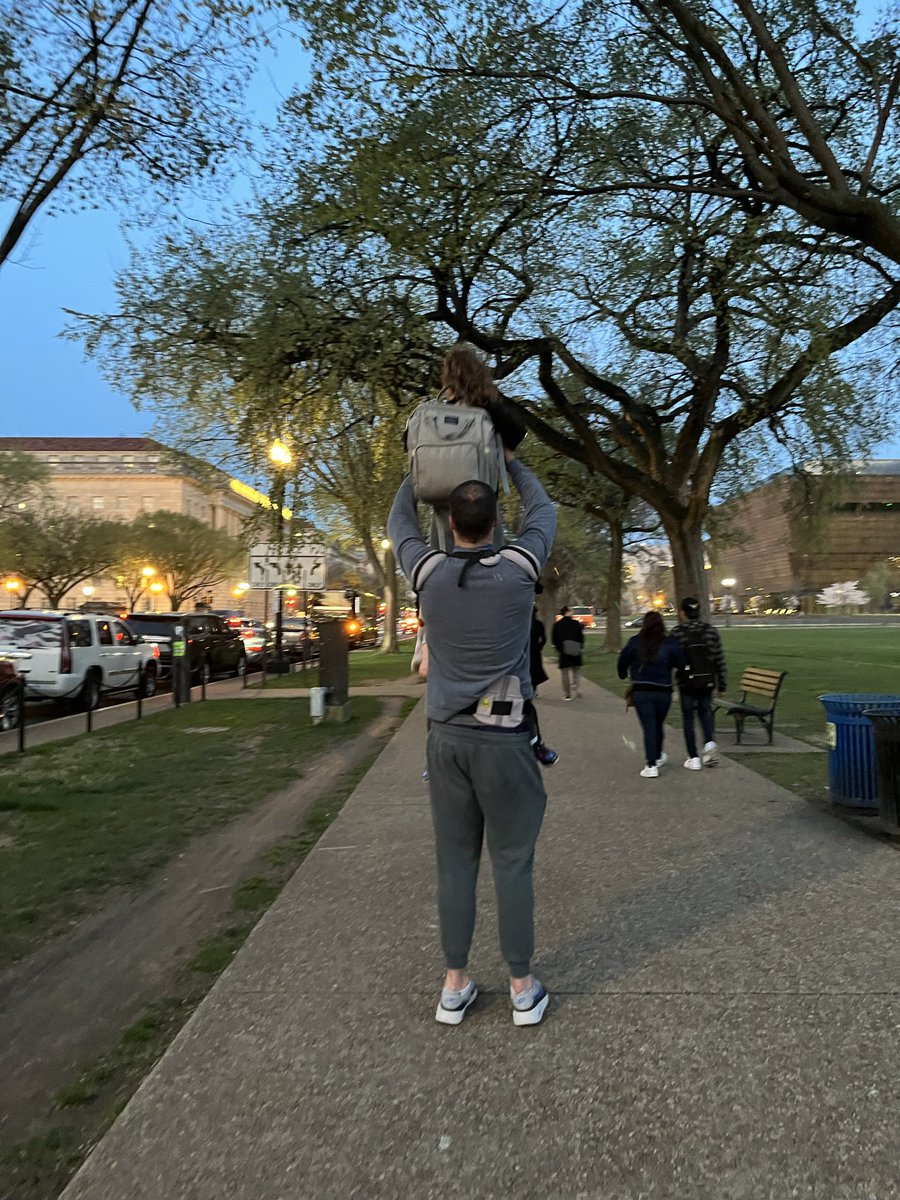 BelkoferMrs's tweet photo. Happy Father’s Day to @historywithbelk He is an amazing father to our crazy crew and gives our kids the best seat in the house! https://t.co/KeES7ViP3d