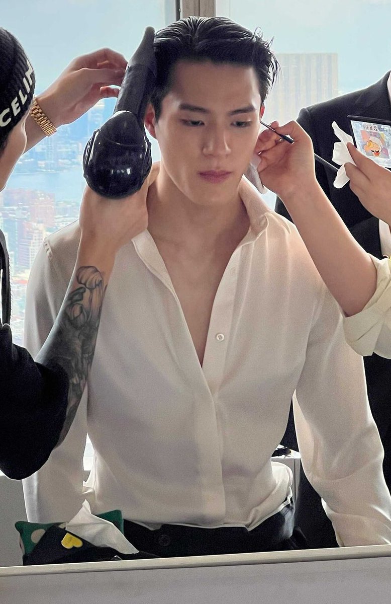 paige on Twitter "tectonic plates shifted when these dropped."