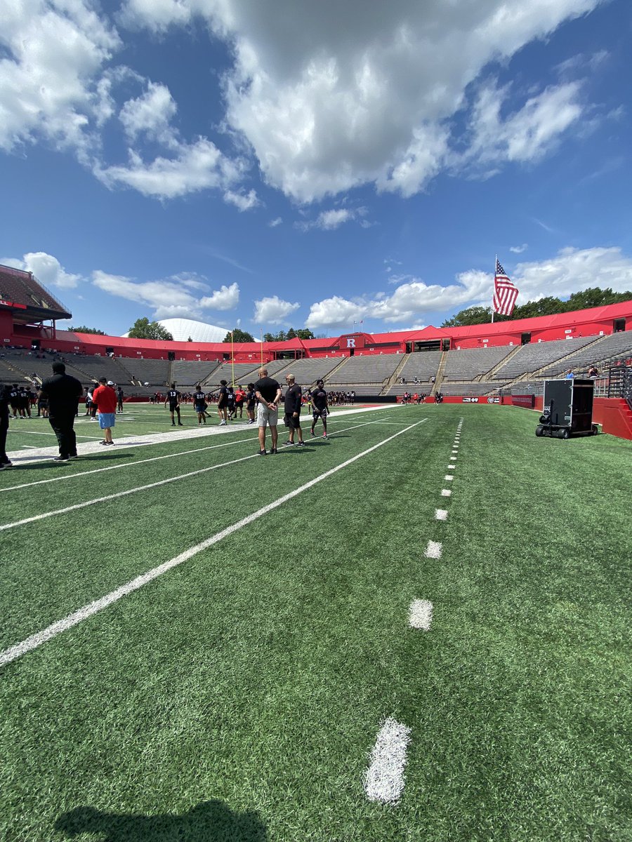Pat9Smith's tweet photo. Had a great day at Rutgers!!! @SouthP_Football @RFootball @Coach_MJBunch @CoachShaw__ https://t.co/yonBciEWU0