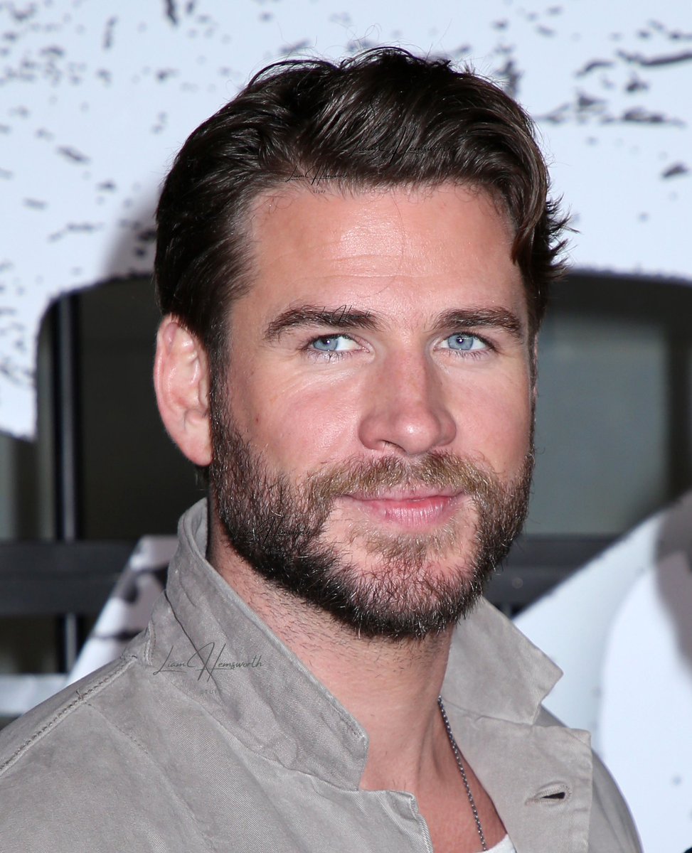 Love his beard and hair 4K #new @liamhemsworth attends the Netflix's "Extraction 2" New York premiere at Jazz at Lincoln Center on June 12, 2023 in New York City #liamhemsworth