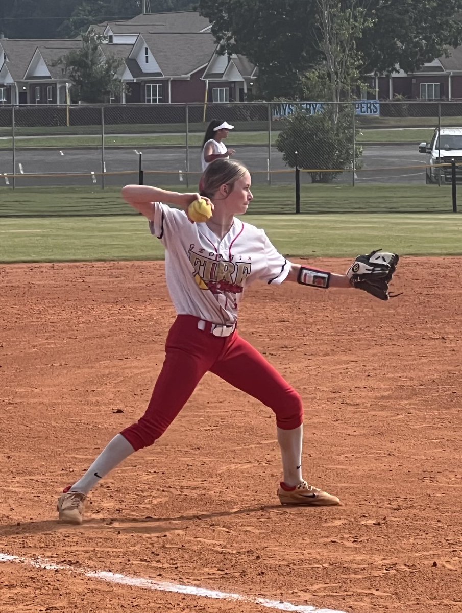 @BaileyY44516327 hit a new PR for overhand throw of 64 mph! At 14 yrs old!! At the @SoftballFactory 18u Atlanta Classic Showcase!! So proud of this kid!!