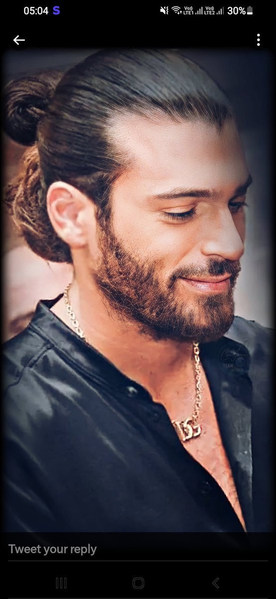 Painter draws a painting 'Door of Heart without handle
Man: Where's the handle

PainterThe Door of Heart opens from inside not outside
       SoTrue

Good Morning to DEAR KINGCAN & FRIENDS  Wishing U A HAPPY MONDAY AND A JOYFUL WEEKAHEAD.STAYSAFE 

#CanYaman 
#CanYamanForChildren