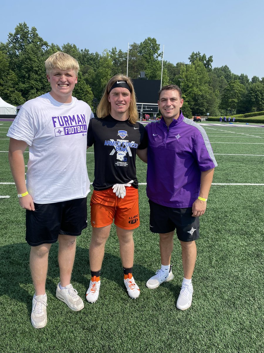 Huge thanks @FUCoachHendrix & staff for the great atmosphere @PaladinFootball camp yesterday!Had a blast competing & really enjoyed the high energy session. Can’t wait to get back on campus!#FUATT #EliteIsTheStandard
@Coach_DVaughn @CoachC_Byers @CoachNickVerna @furmanstrength
