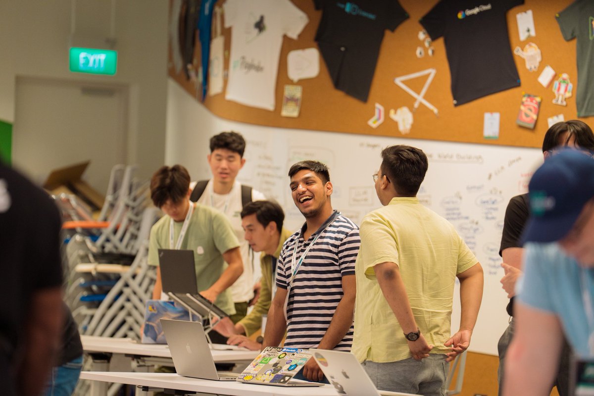 the Pit 🕳️ tweet media