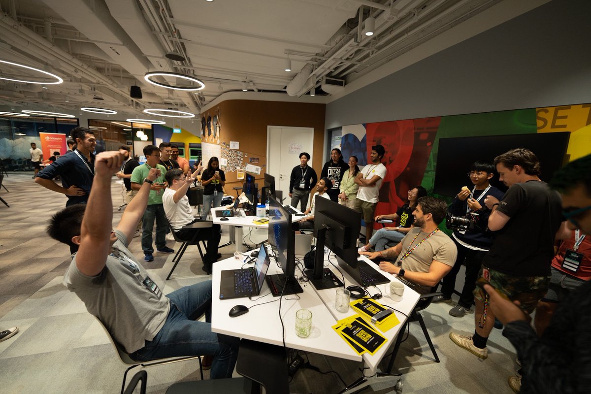 the Pit 🕳️ tweet media