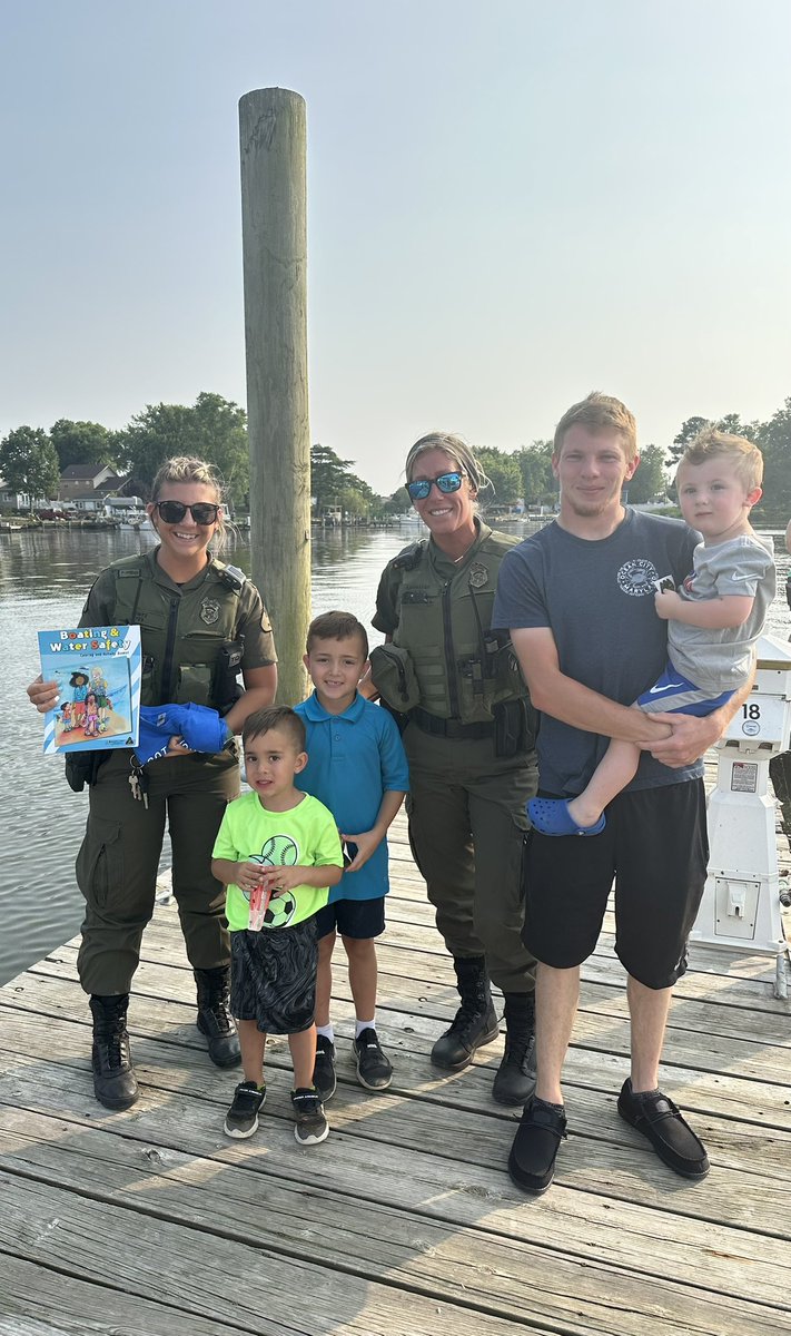 Maryland NRP on Twitter "Officer Bentz & Officer Kavanaugh saw kids on a boat wearing their