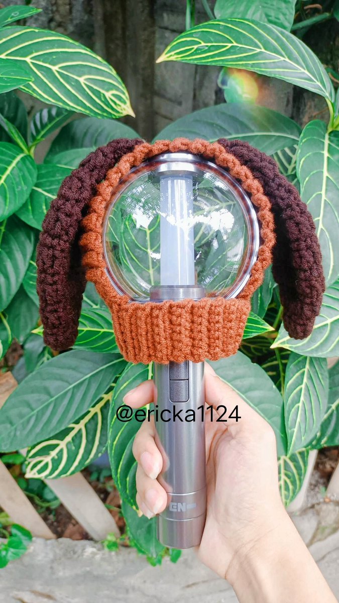 ericka1124's tweet photo. WTS/LFB

ENHYPEN HANDMADE LIGHTSTICK CROCHET COVER - 300php + LSF

#ENHYPEN https://t.co/VBMAcL5flv