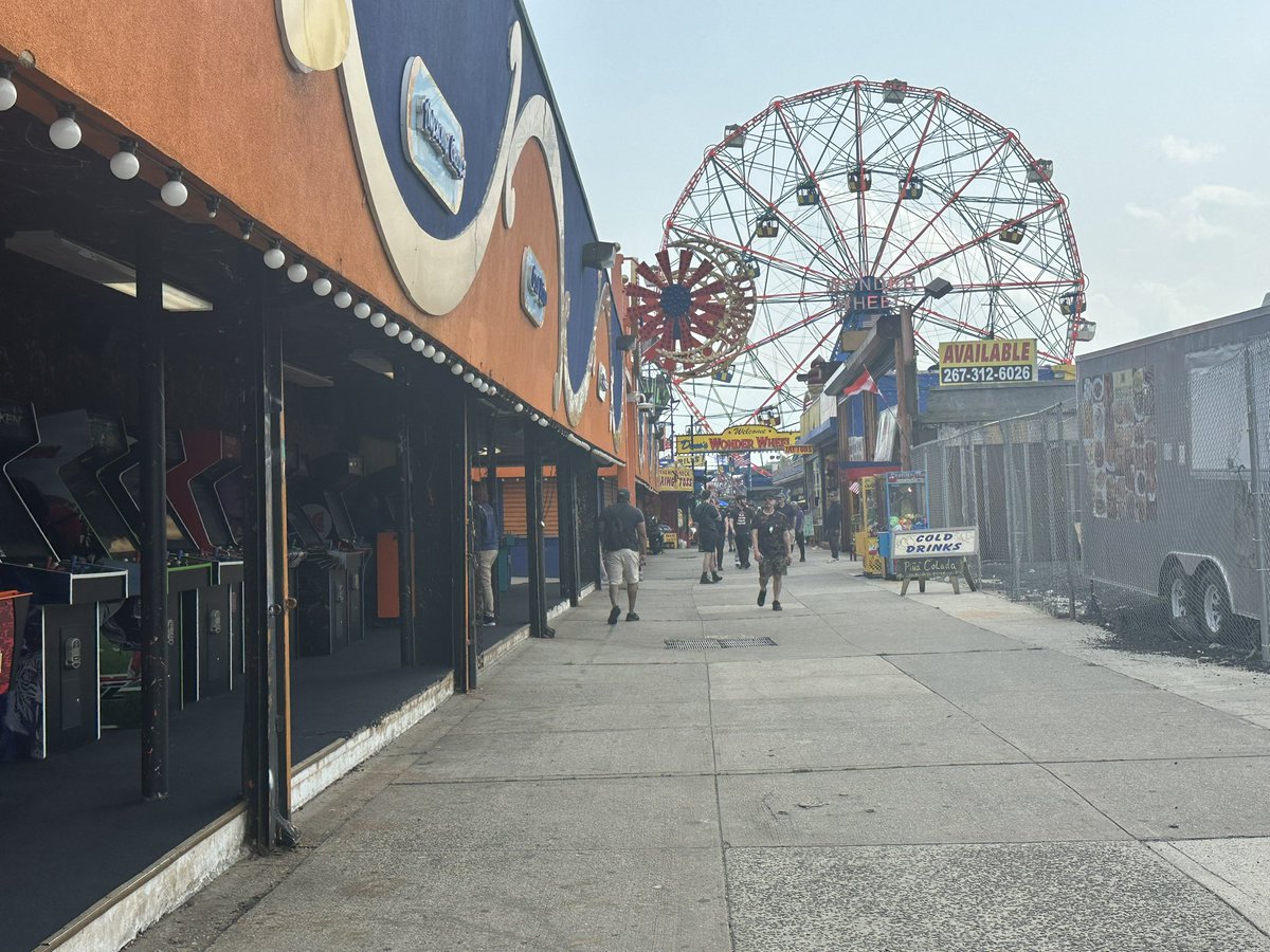 RandomRoman89's tweet image. 