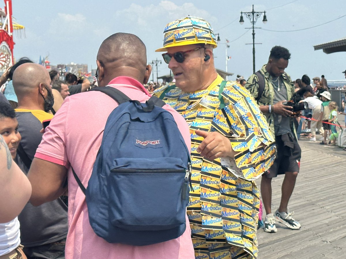 RandomRoman89's tweet image. 