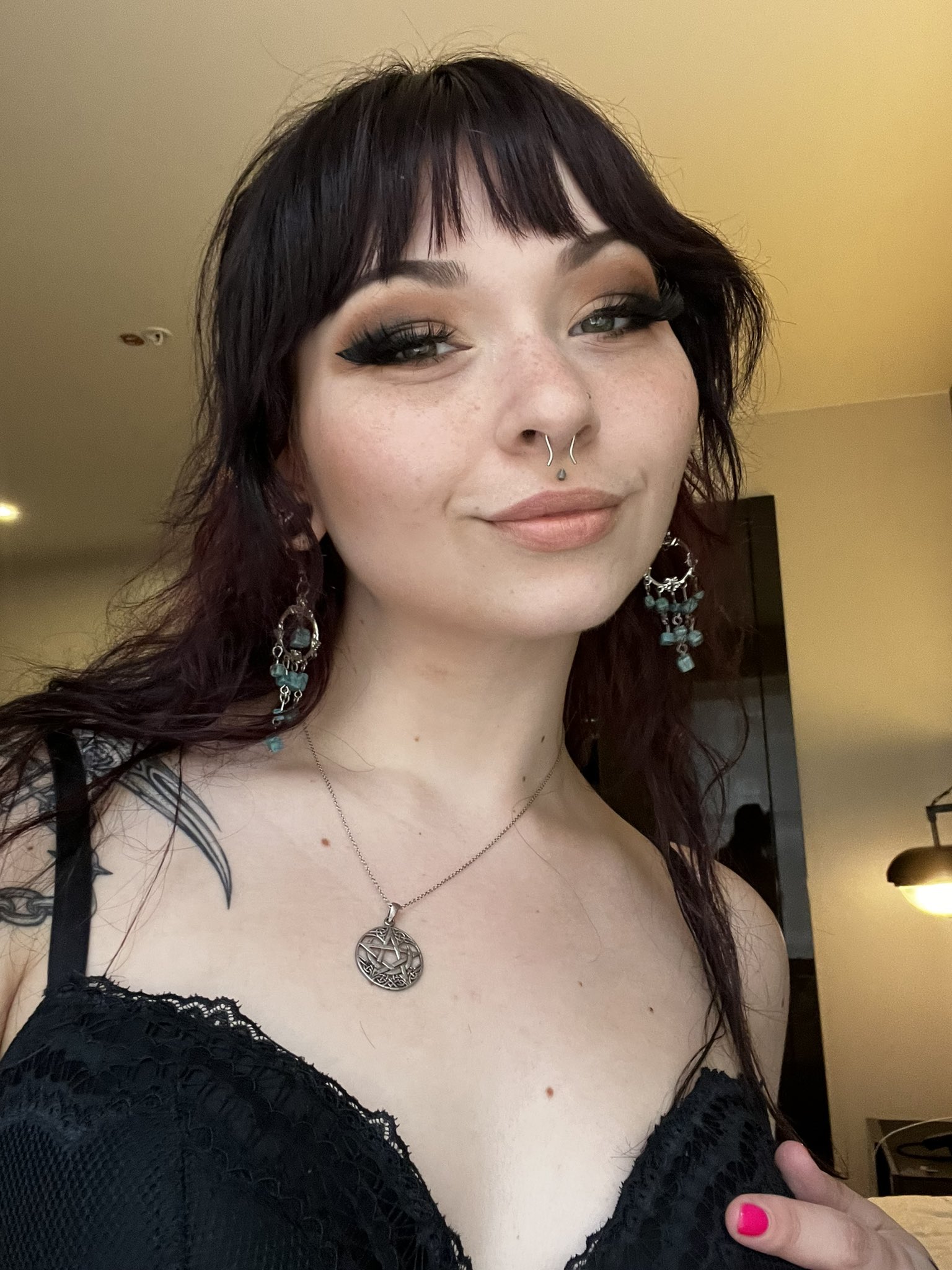 TW Pornstars - 1 pic. Haley Hex 🌙. Twitter. all four on the floor for