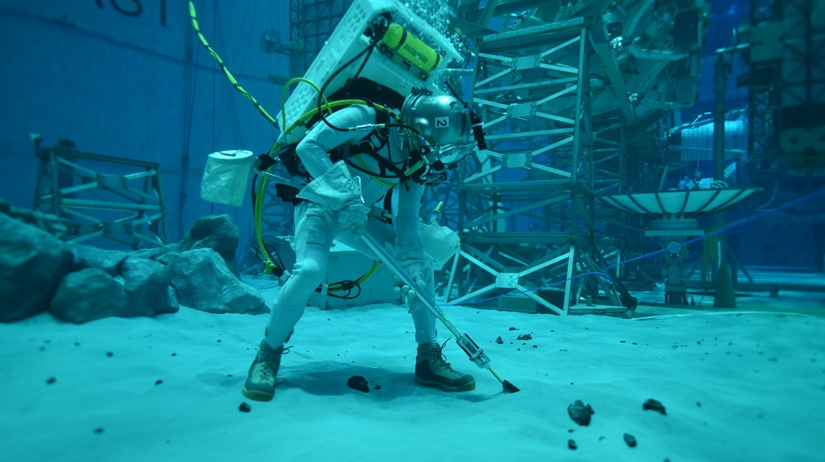 redteamsUNL's tweet photo. Here are some great shots of our senior design team's submission, DRAT(Dust Resistant Attachment for Tools). For the past two years, we've had senior design students work on projects for MicroG to great success! #MicroGNExT @NASA_Johnson https://t.co/2Ev4D2ubeJ