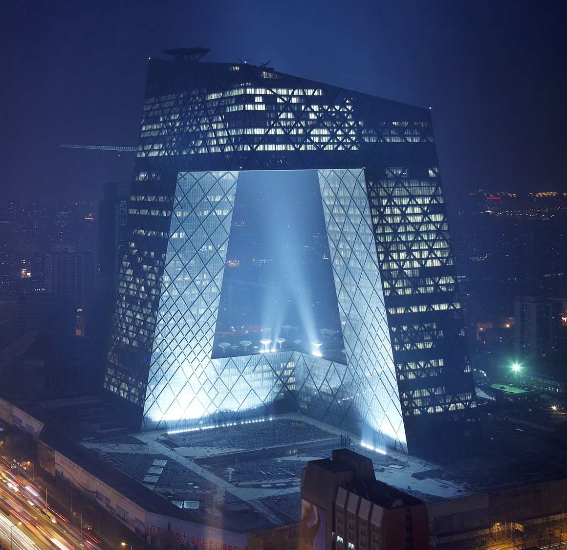 This is China Central Television HQ in Beijing, the world's first 'looped' skyscraper.

Some say it's the greatest building of the 21st century, and others, including Xi Jinping, have called it weird.

Either way, CCTV HQ has (accidentally) inspired an architectural revolution...
