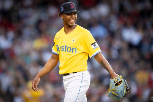 7 IP, 4 H, 1 ER, 3 BB, 8 K #DiaBello 👏🏻