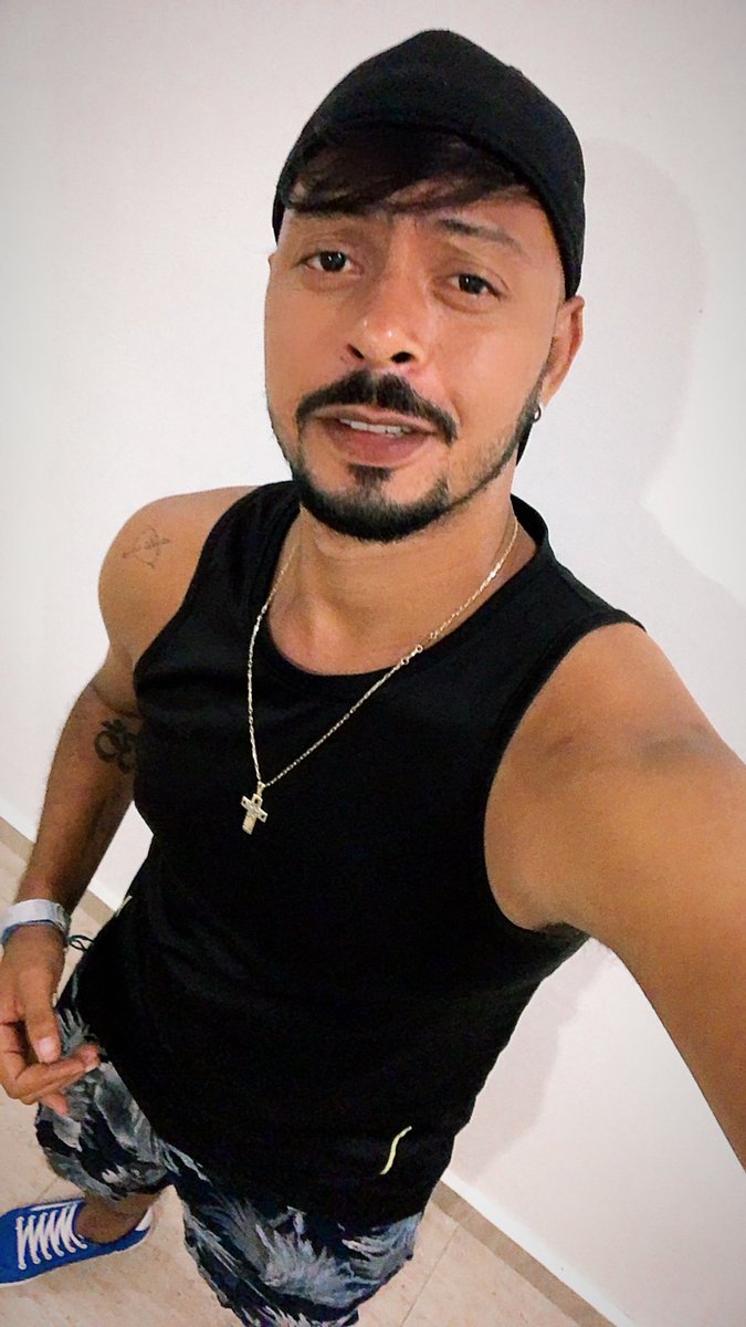 DerickLeo's tweet photo. ♎️ Libra com ascendente em Aquário ♒️ #LibriAnjo https://t.co/SMKVcousgY