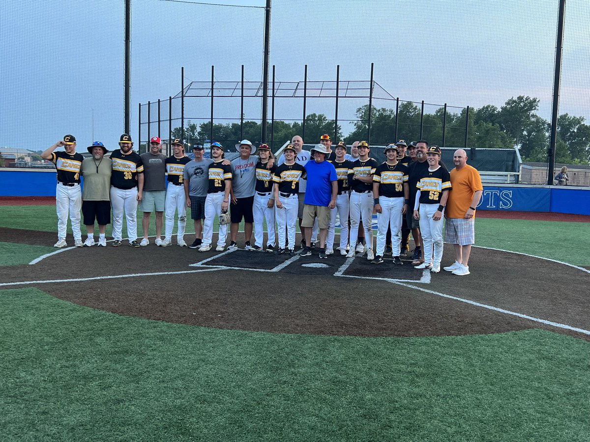 H24 Longhorns (@h24longhorns) on Twitter photo What a WAY to end Father’s Day for the 2023 Canes Crew. 🔥
2023 18u <a href="/WoWoodBat/">Worthington Wood Bat Tournament</a> Champs in a great game against <a href="/OhioLonghorns/">2026 H24 Longhorns DeBord</a>.
<a href="/coachwido/">coach_wido</a> 🤙🏼👏🏼
🟡⚫️ What a WAY to end Father’s Day for the 2023 Canes Crew. 🔥
2023 18u <a href="/WoWoodBat/">Worthington Wood Bat Tournament</a> Champs in a great game against <a href="/OhioLonghorns/">2026 H24 Longhorns DeBord</a>.
<a href="/coachwido/">coach_wido</a> 🤙🏼👏🏼
🟡⚫️