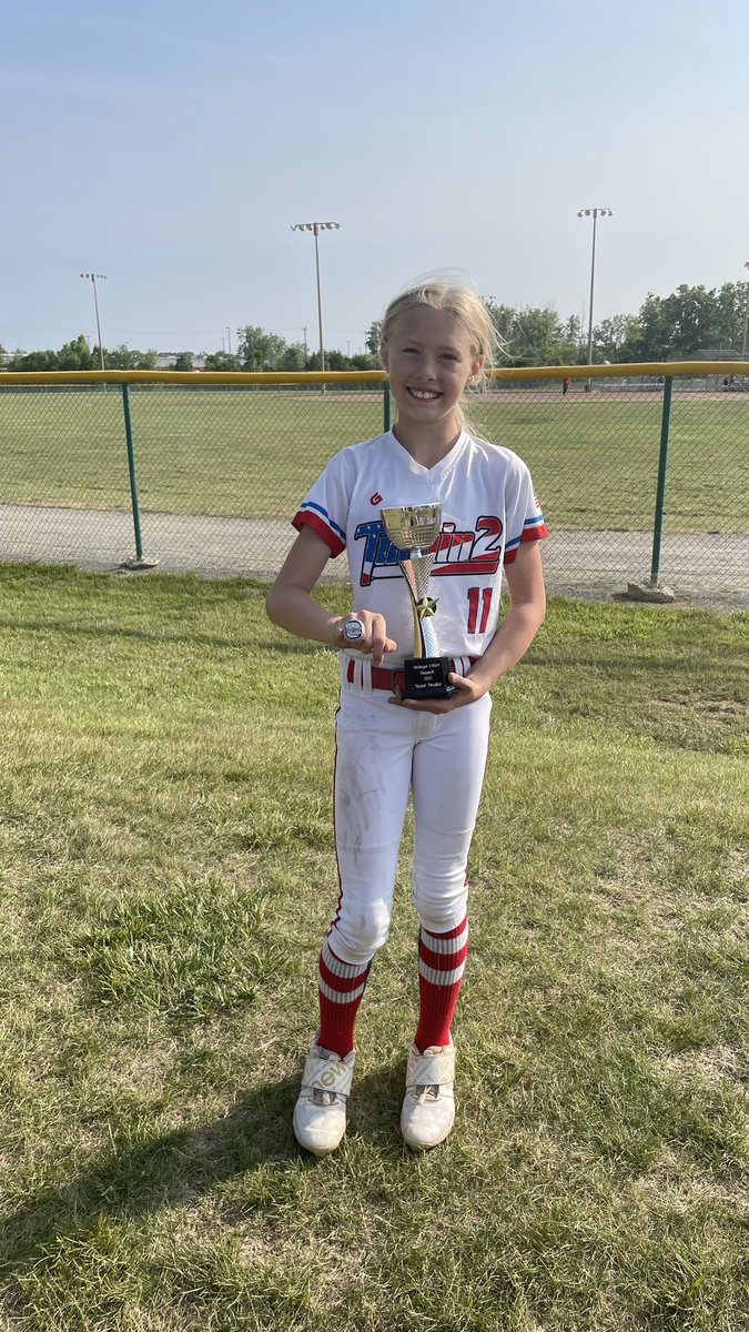 cpaulsell's tweet photo. Happy to spend my Father’s Day at the field with the Family. @USSSAFastpitch State Runners Up @Turnin2Softball https://t.co/4W0eVZEVzJ