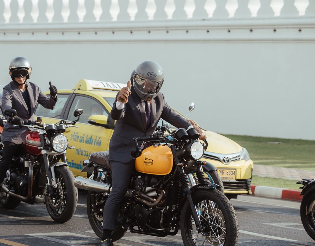 It was thumbs up in Thailand during this year's Distinguished Gentleman's Ride! 

🌎 Bangkok, Thailand
📸 motogroup