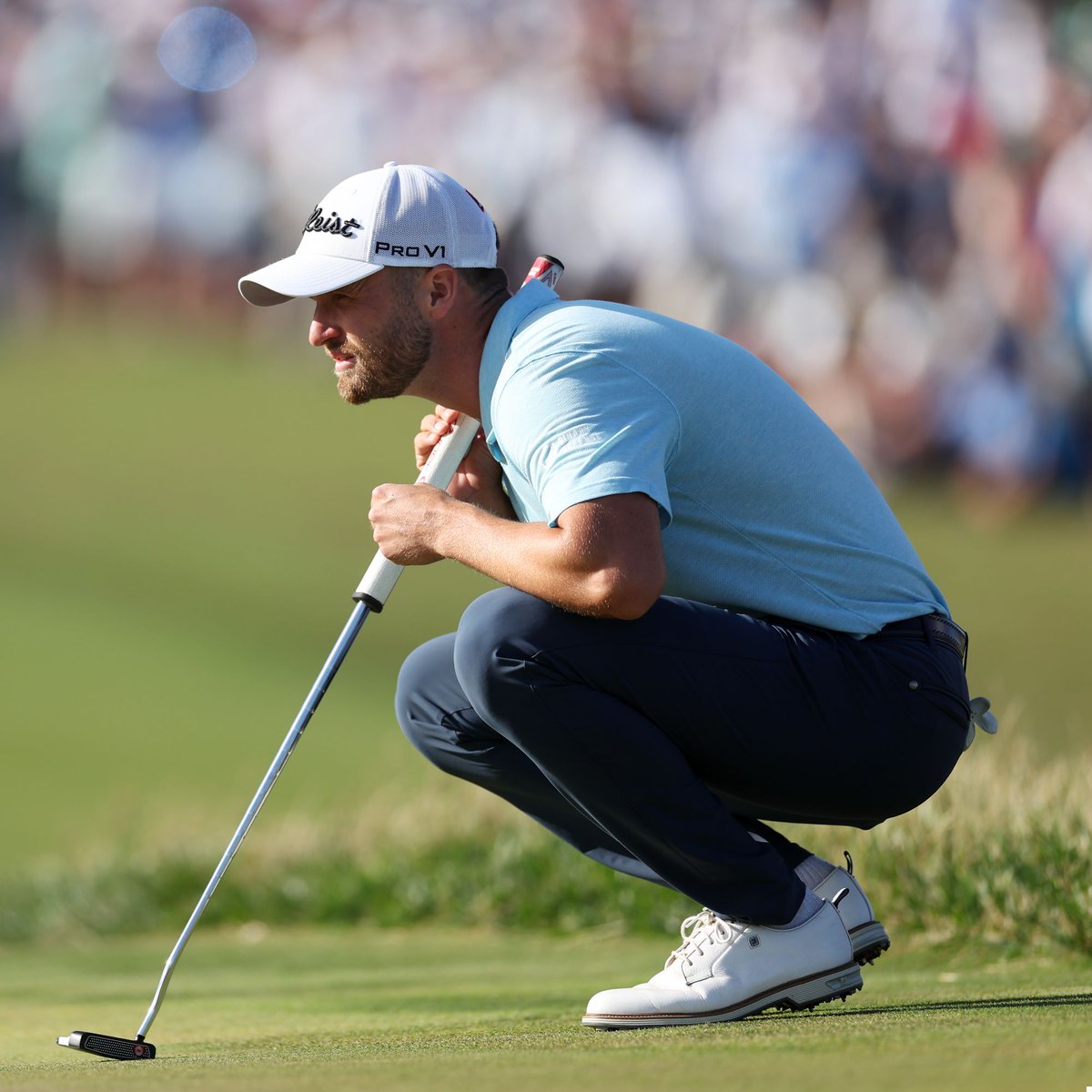 FootJoy's tweet photo. Stole the Show. 🍿

Wyndham Clark  is a major champion for the first time in his career. 🏆

The 29-year-old emerged victorious at this week’s #USOpen. 🇺🇸

Congratulations, Wyndham! 🍾

#FJPremiereSeries #ModernClassic #PureTouch https://t.co/WIz9qgqxep