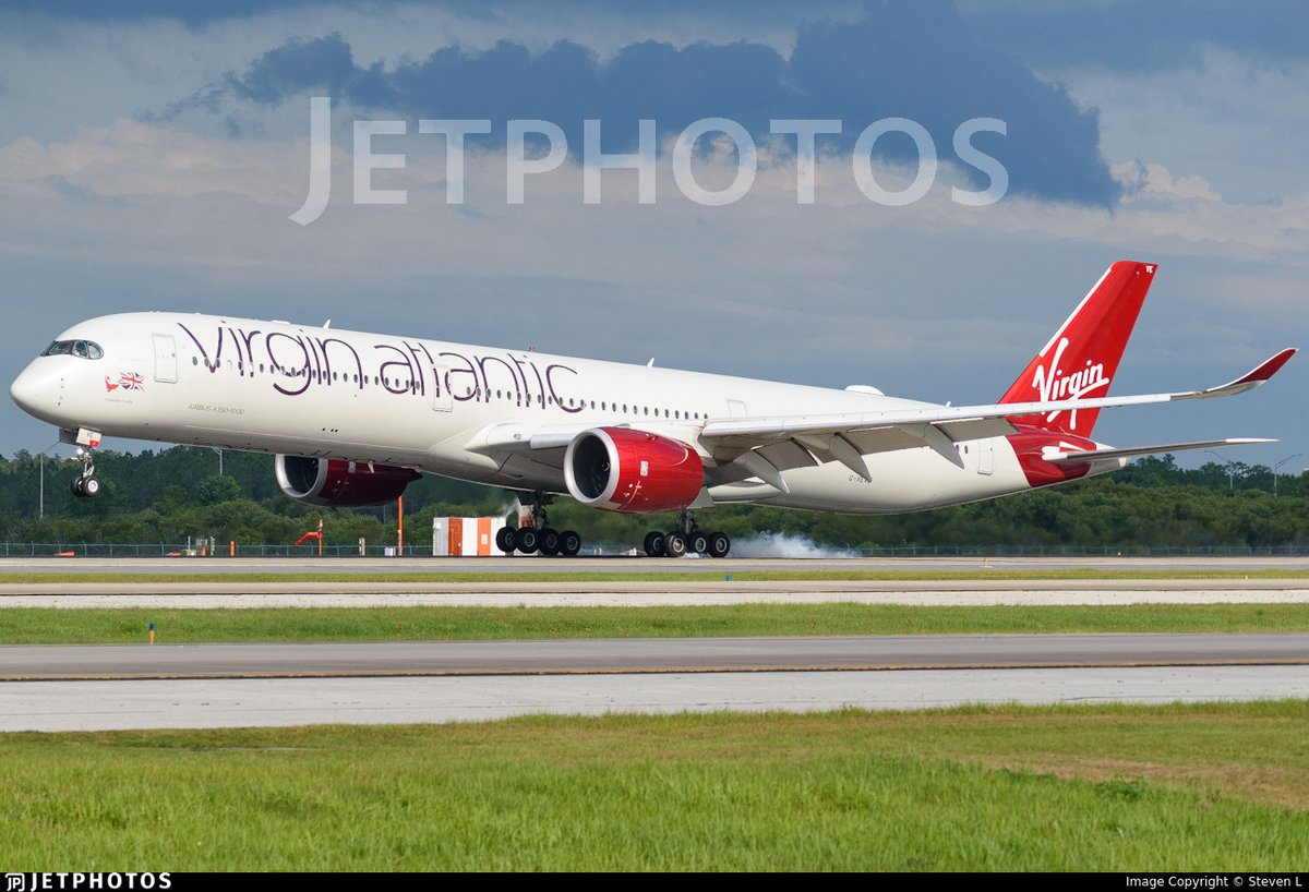 JetPhotos tweet media