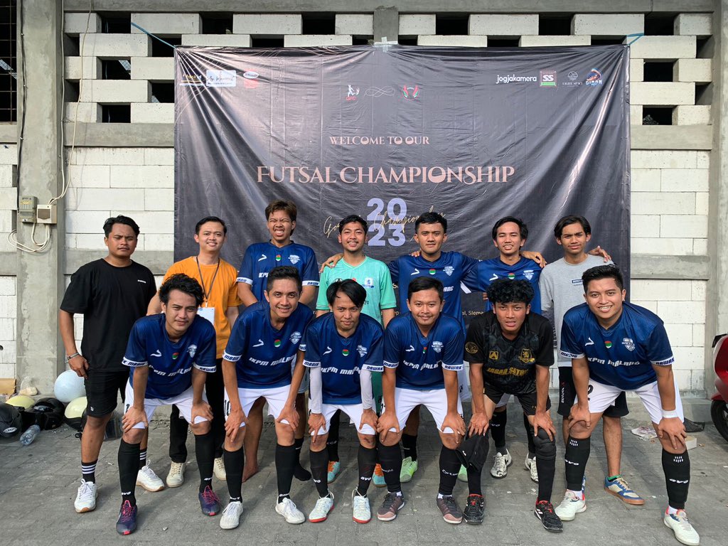 Sam_Bogez87's tweet photo. اَلْحَمْدُ للَّهِ رَبِّ الْعالَمِينَ

04-06-23
#futsal #gordukafutsalchampionship #yogyakarta #ikpmmalangfc #malang https://t.co/X5AqnQM6cR