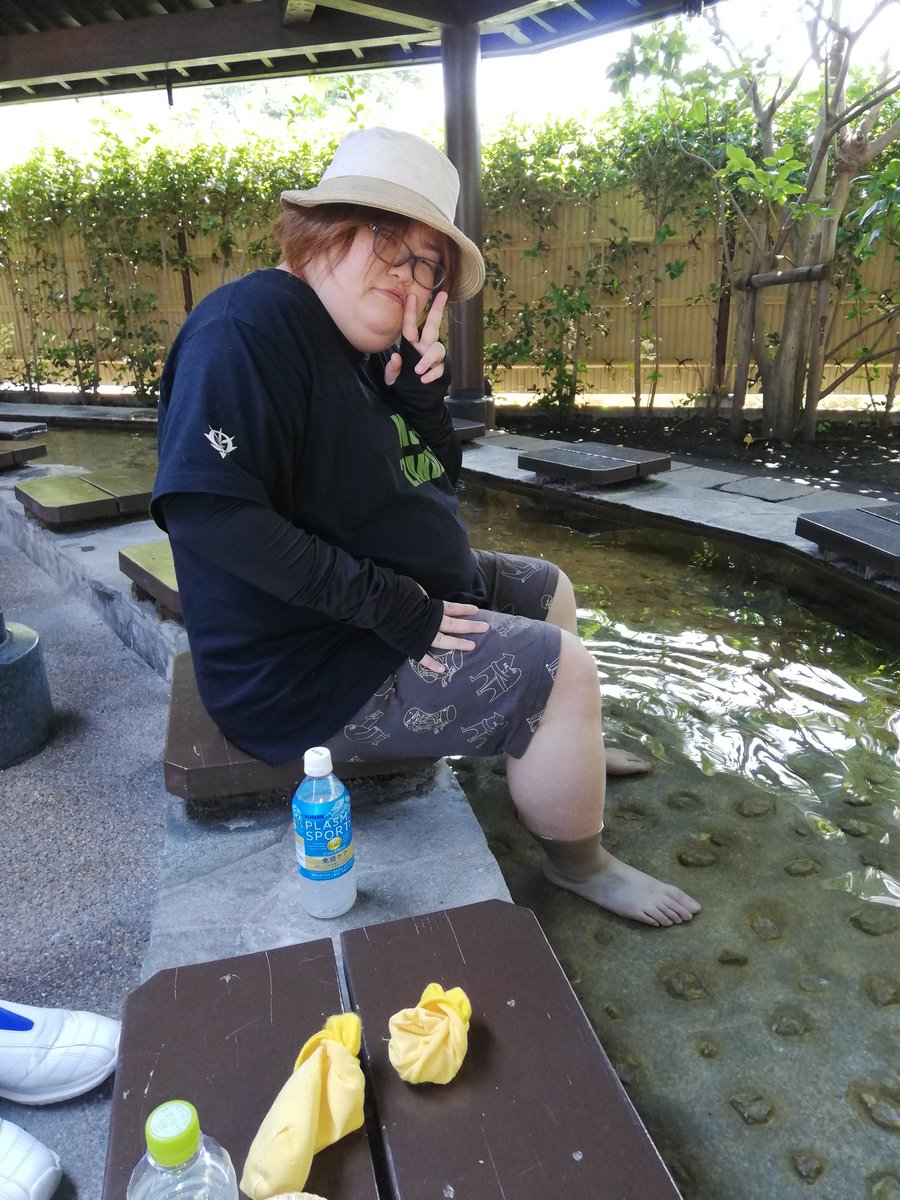 鉄輪足湯〜 https://t.co/nrxCAXIjkS