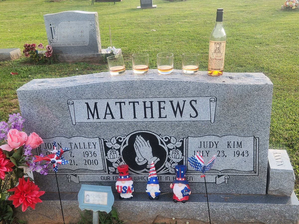 Happy Father's day dad!!