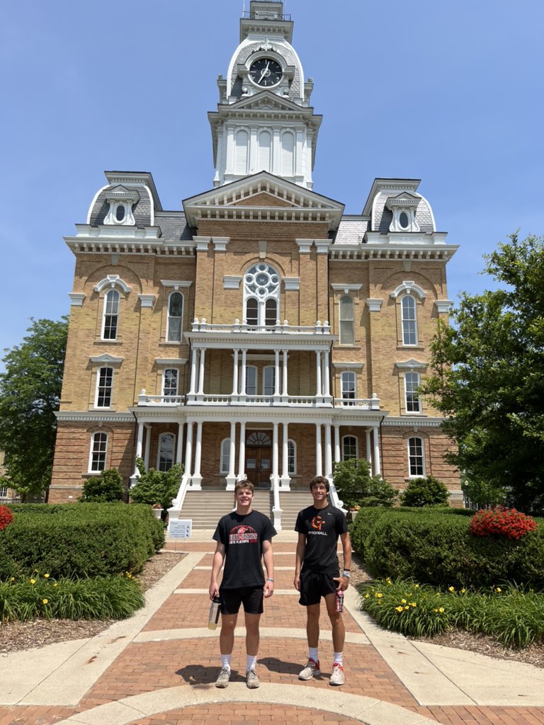 Thank you <a href="/Hillsdale_FB/">Hillsdale Football</a> for putting on the #honorrollshowcase and thanks to all the coach’s that attended! <a href="/PStuursm/">Peter Stuursma</a> <a href="/Rundle_Albion/">Travis Rundle</a> <a href="/CoachAndrewO/">Andrew O'Hara</a> <a href="/CoachCouchAlma/">Jason Couch</a> <a href="/CoachHHaygood/">Herb Haygood</a> <a href="/Coach_CDN2/">CJ Nightingale</a>