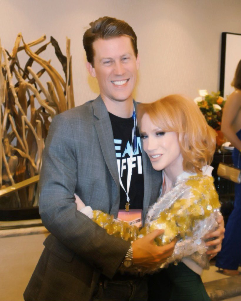 What an incredible weekend in Las Vegas. I couldn’t be prouder of my amazing wife. I love you, @kathygriffin #TeamGriffin