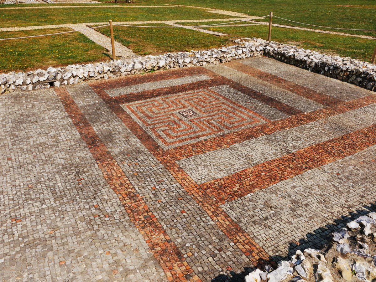 #MosaicMonday & the fantastic mosaics at Rockbourne @HCTRoman Villa, Hampshire

#RomanArchaeology