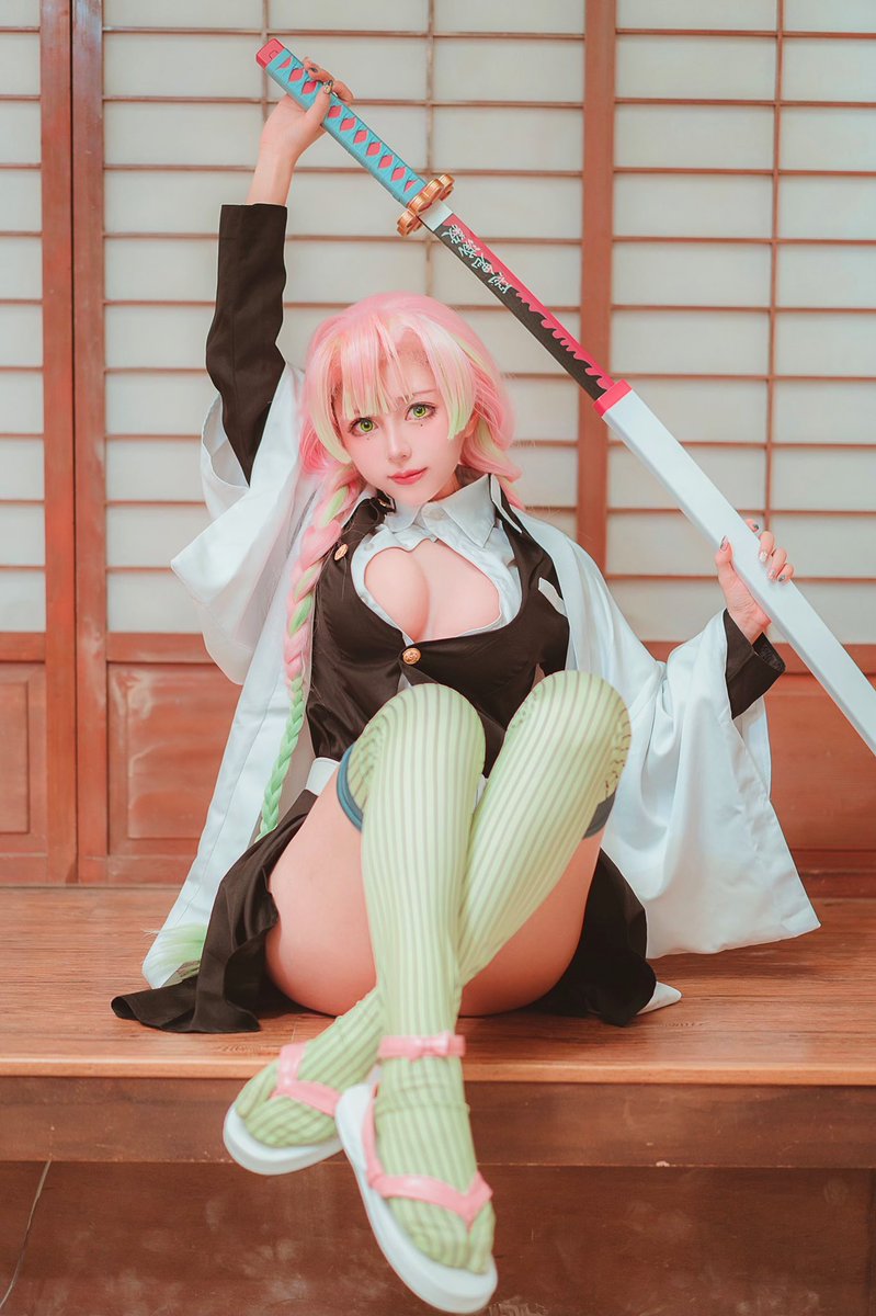 初戀💕

#鬼滅の刃  #蜜璃ちゃん 

甘露寺蜜璃  KanrojiMitsuri
cn.紫玥桃
photo by @KaiiPhotography https://t.co/YmsPBgx8AR